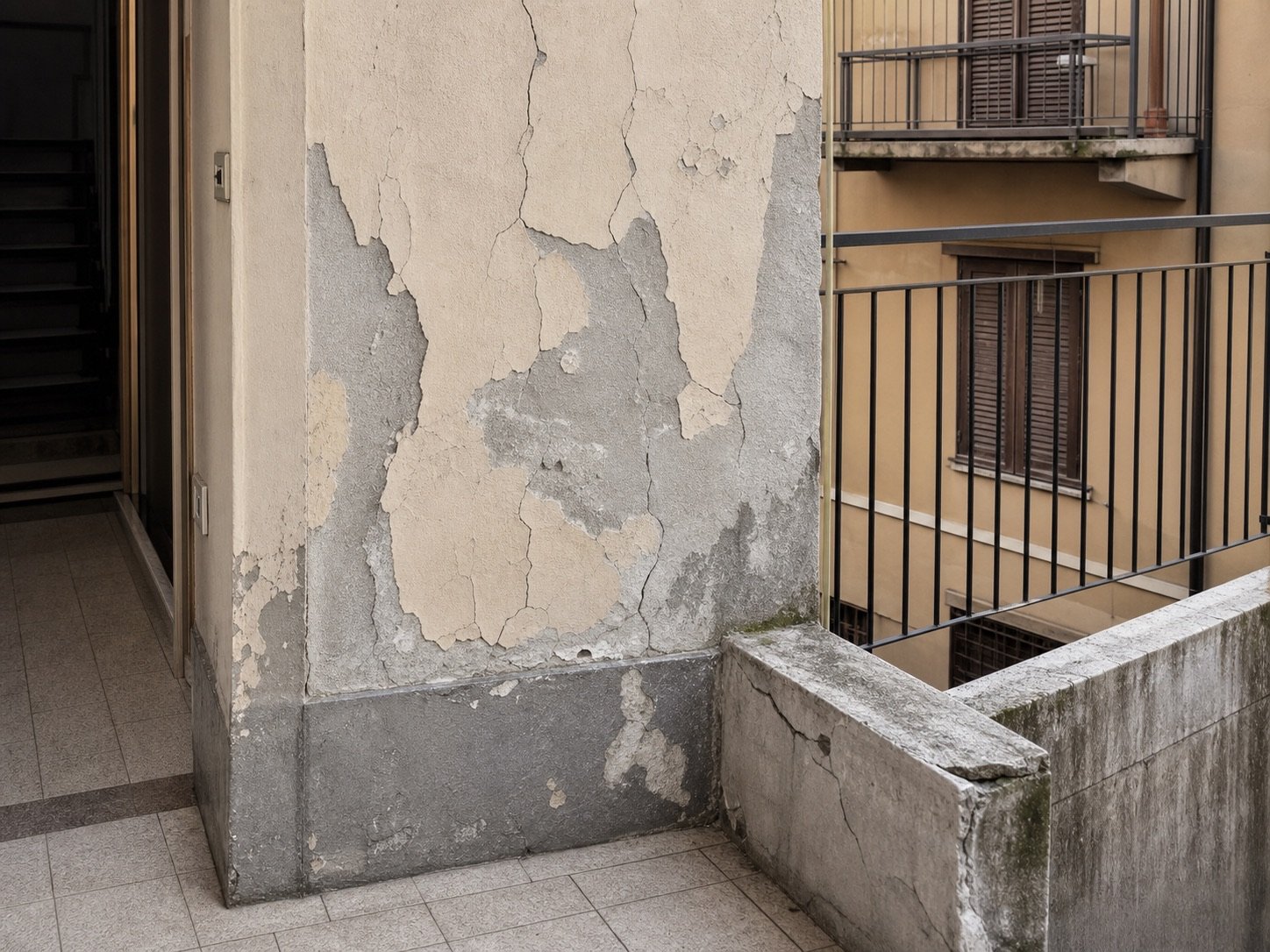 Manutenzioni edili Bergamo per ripristini rapidi e lavori ordinati: problema da risolvere